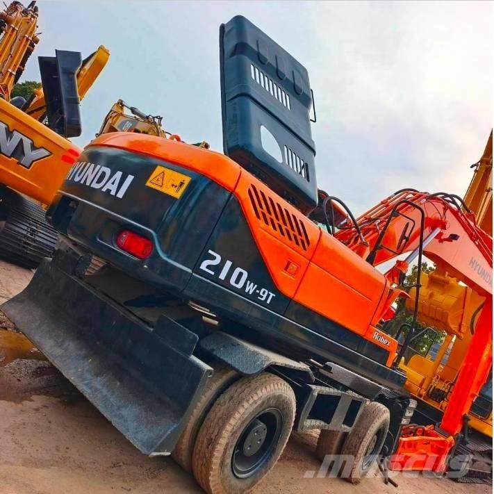 Hyundai 210 W-9 Mobilbagger