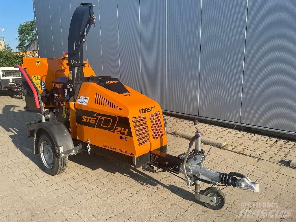  Först ST6D24 Holzhäcksler