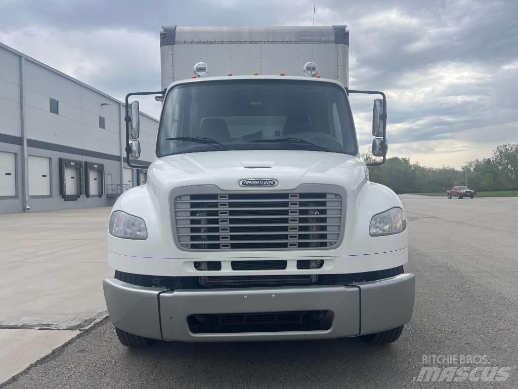 Freightliner M 106 Kofferaufbau