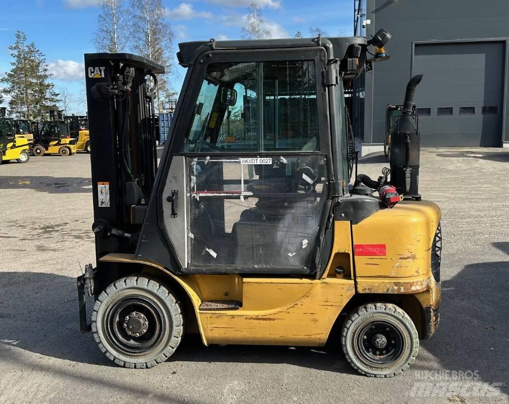 CAT DP 25 K Diesel heftrucks