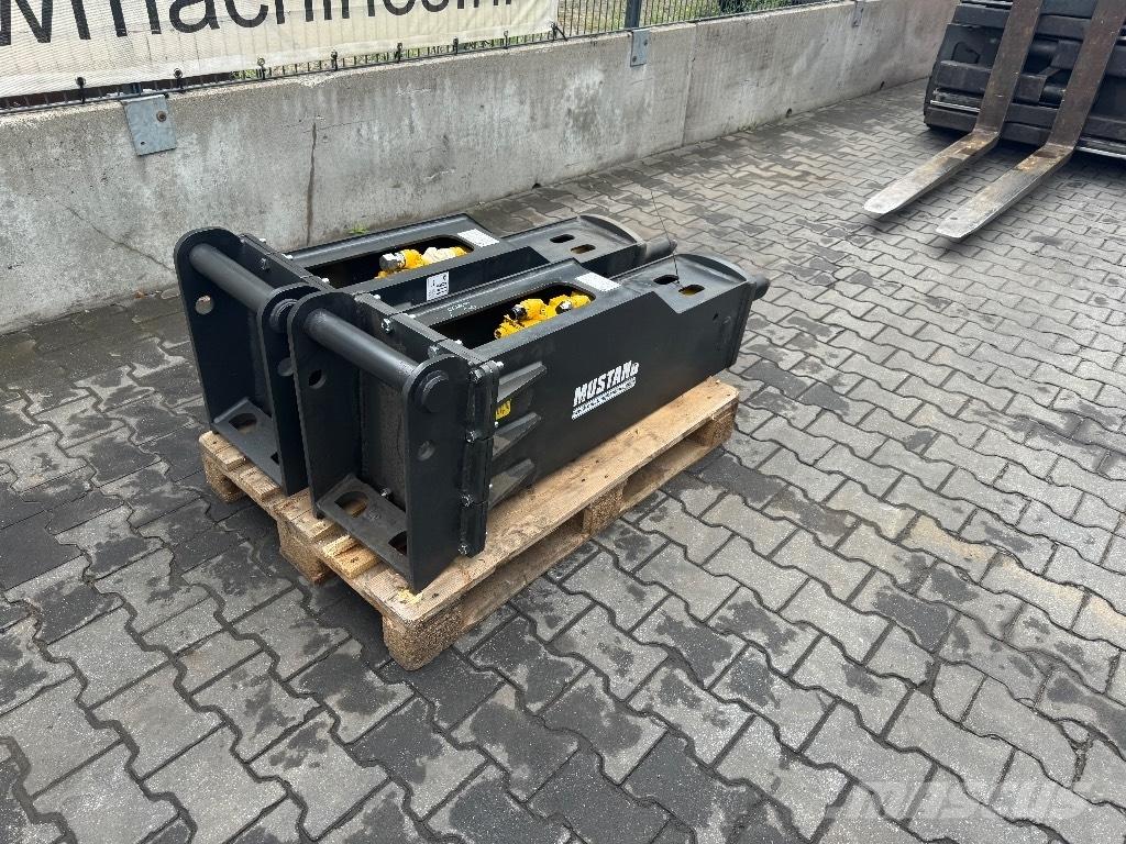 Mustang 550 Hammer / Brecher