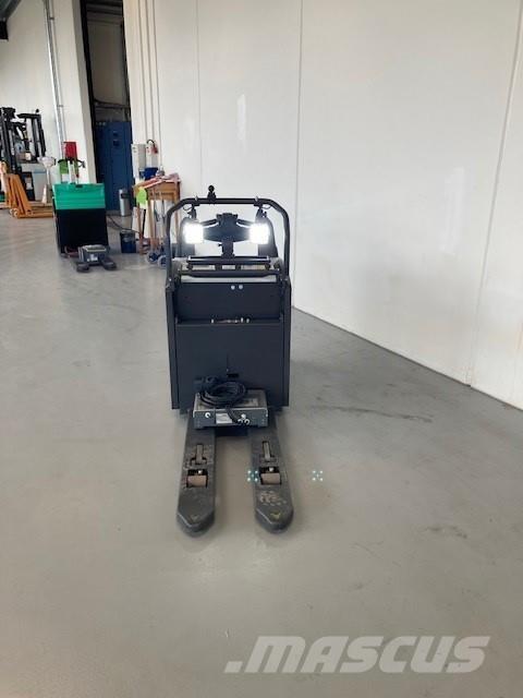 Atlet PLP 200 Zelfrijdende stapelaars