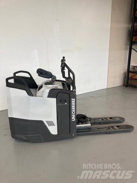 Atlet PLP 200 Gabelstapler mit Fahrerstand
