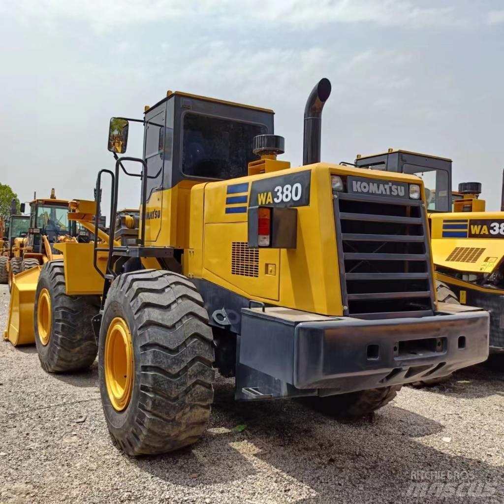 Komatsu WA 380 Radlader