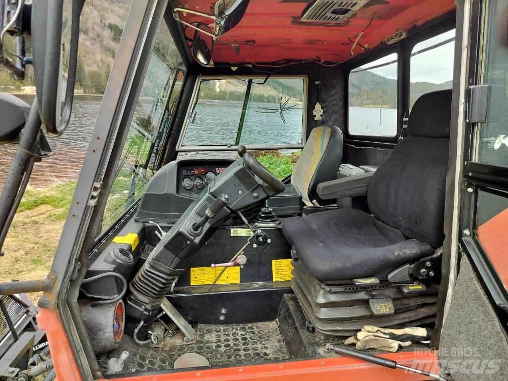  Pistonbully 150 Pistenraupen
