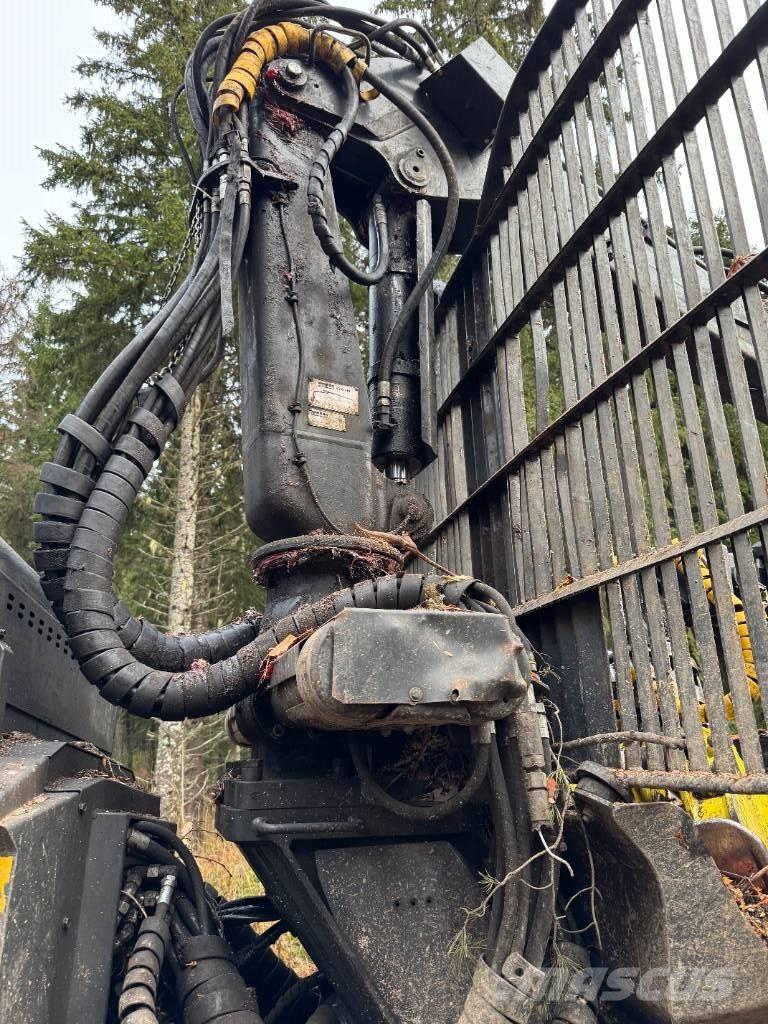 Ponsse WISENT 8W Forwarder