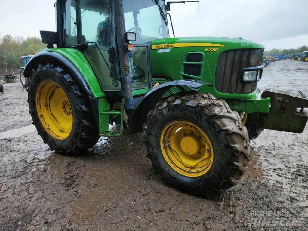 John Deere 6330 Traktoren