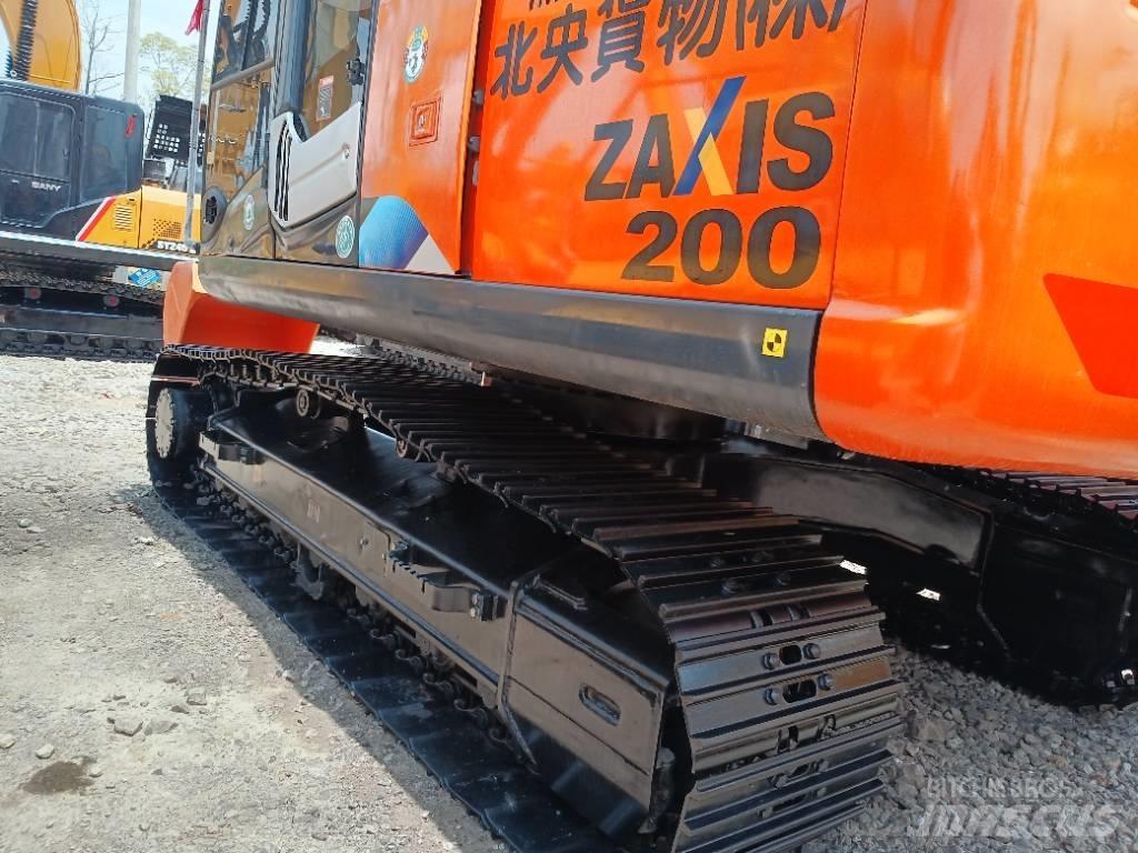 Hitachi ZX 200 Raupenbagger