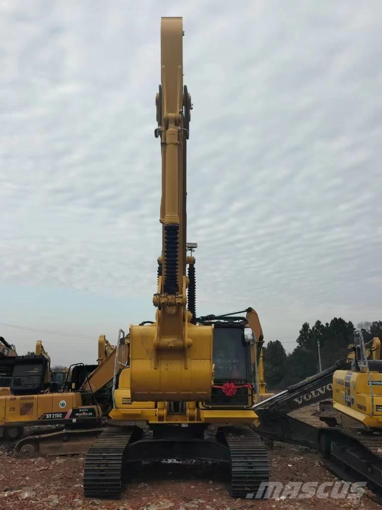 Komatsu PC 200-8 Raupenbagger