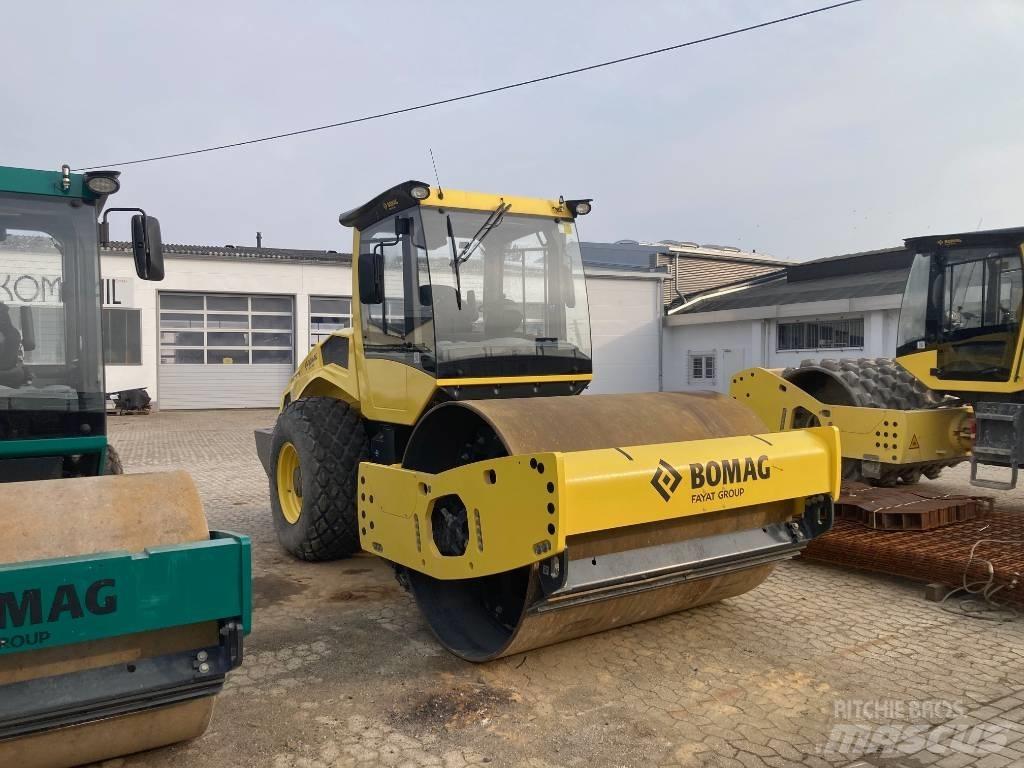 Bomag BW 211 DH-5 Walzenzüge