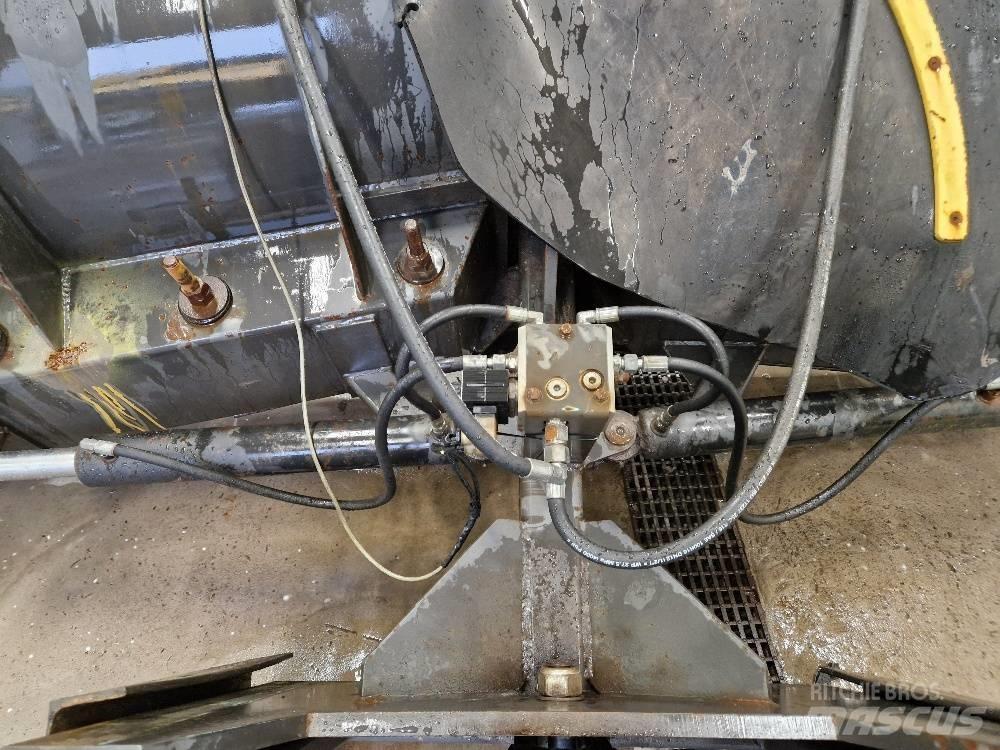 Uni-väg UV-320 StBM Schneeschilde und -pflüge