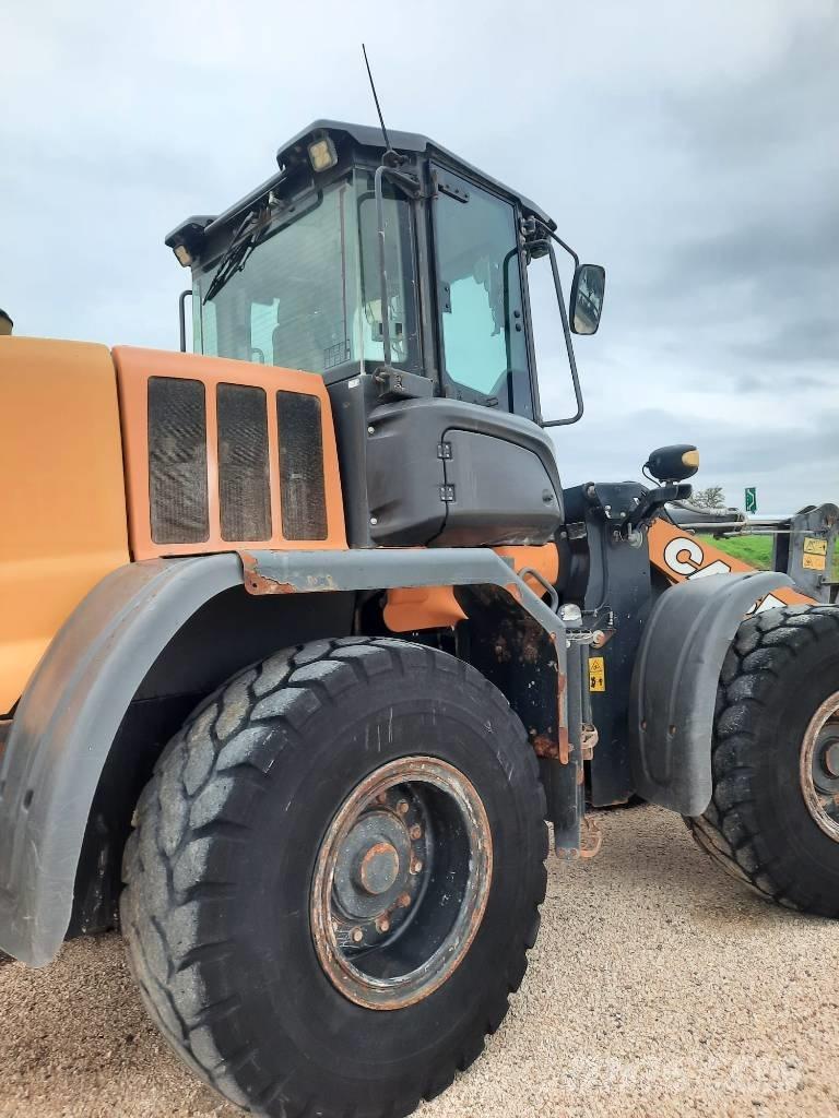 CASE 621G Radlader