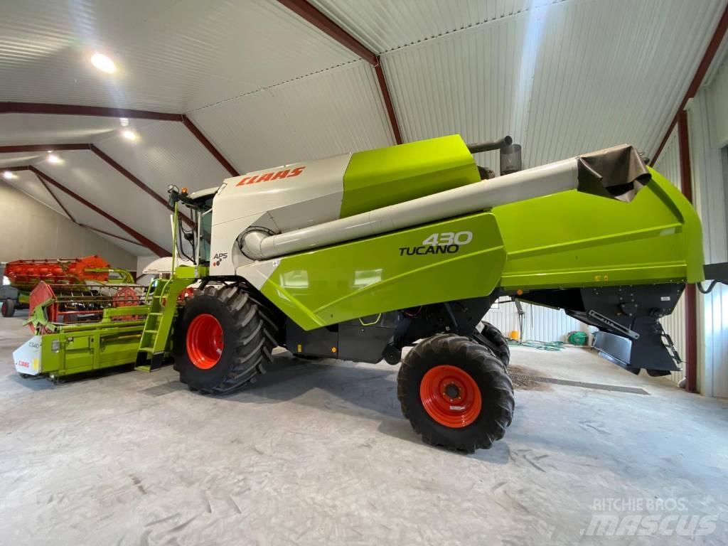 CLAAS Tucano 430 Mähdrescher