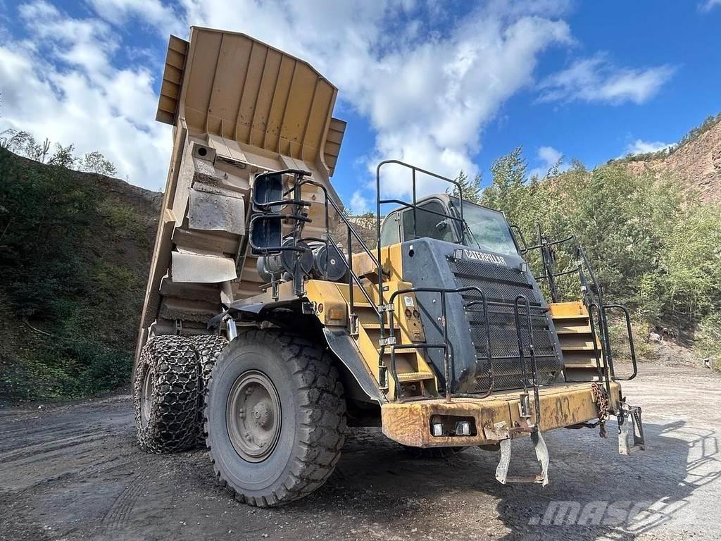 CAT 773F Dumper - Starr