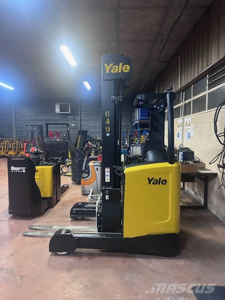 Yale MR 14 Schubmaststapler