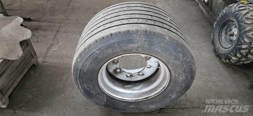 Peecon Mammoet Futtermischwagen