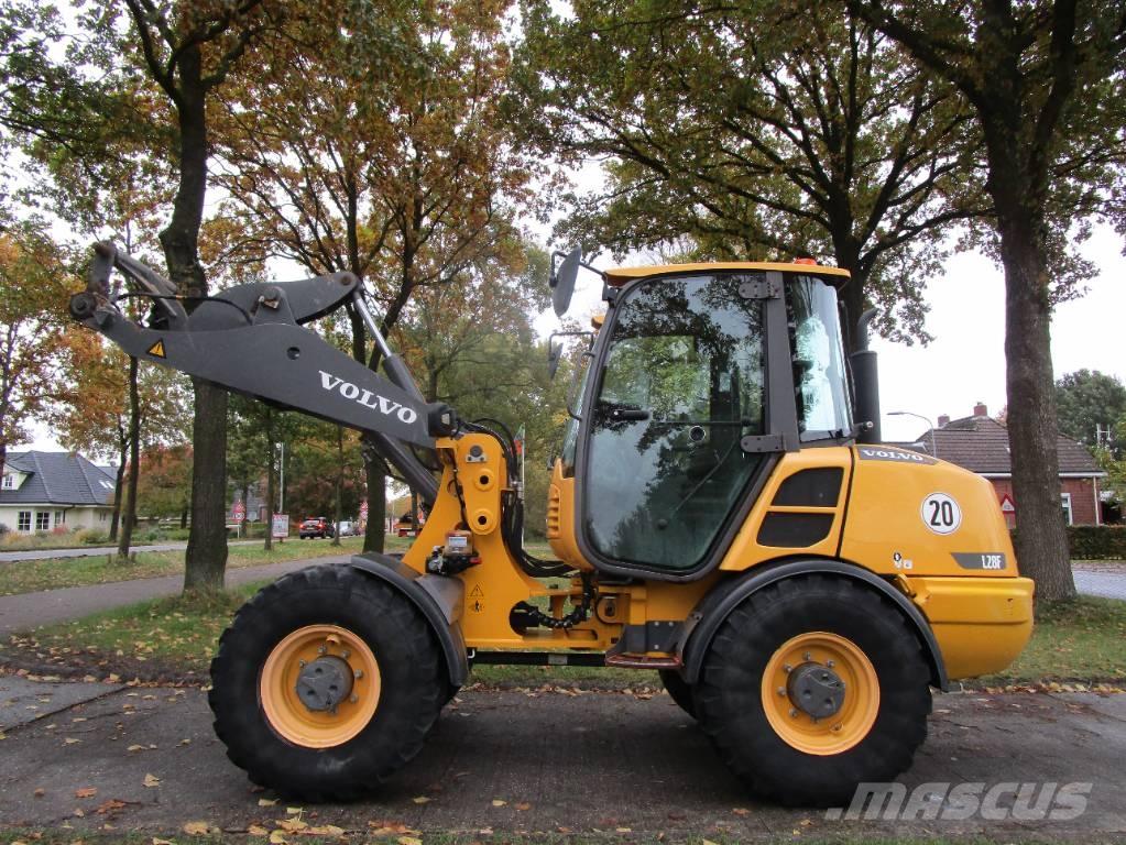 Volvo L 28 F Radlader