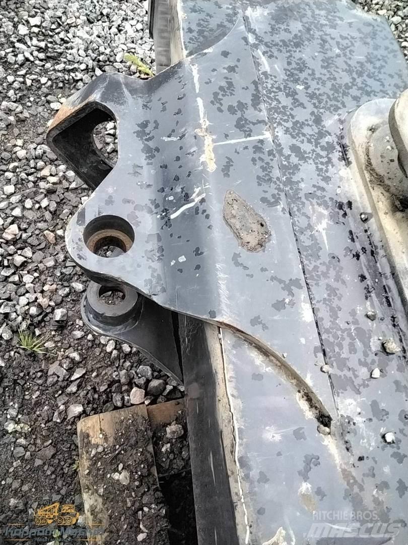 Komatsu 165 Förderkrane