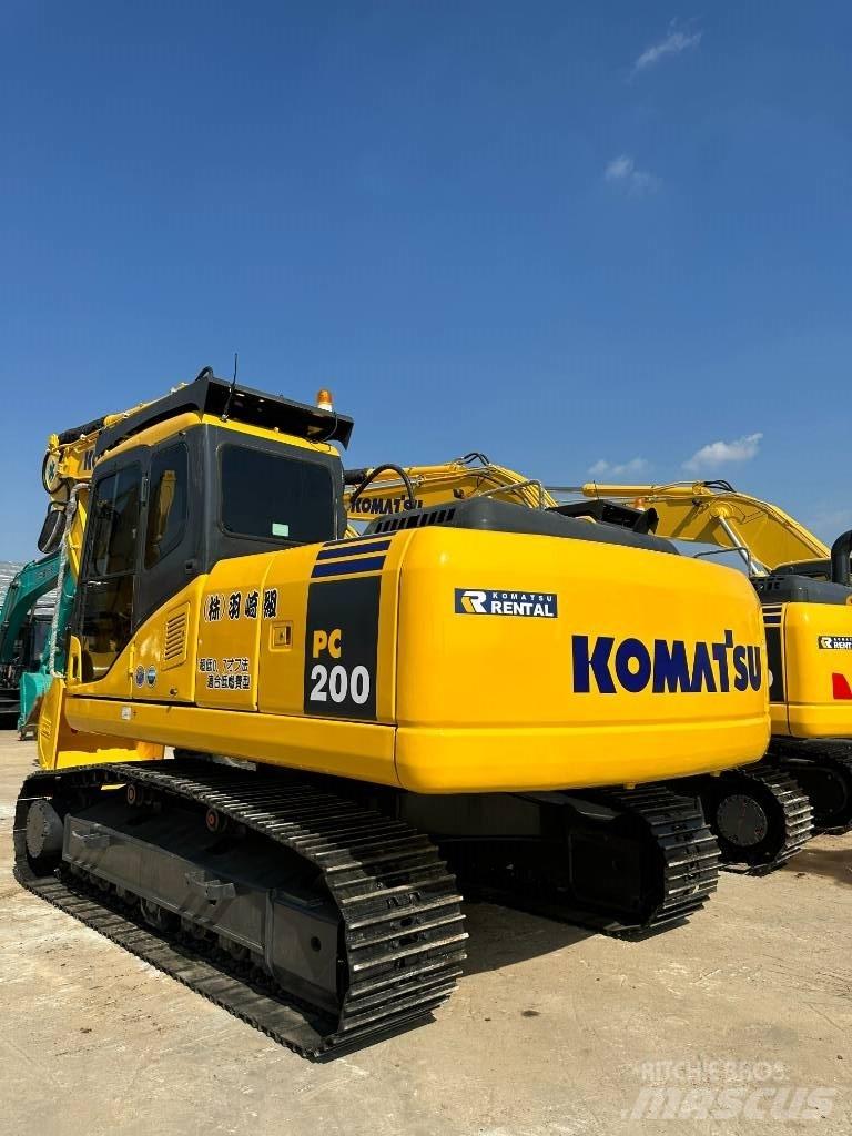 Komatsu PC200-7 Raupenbagger