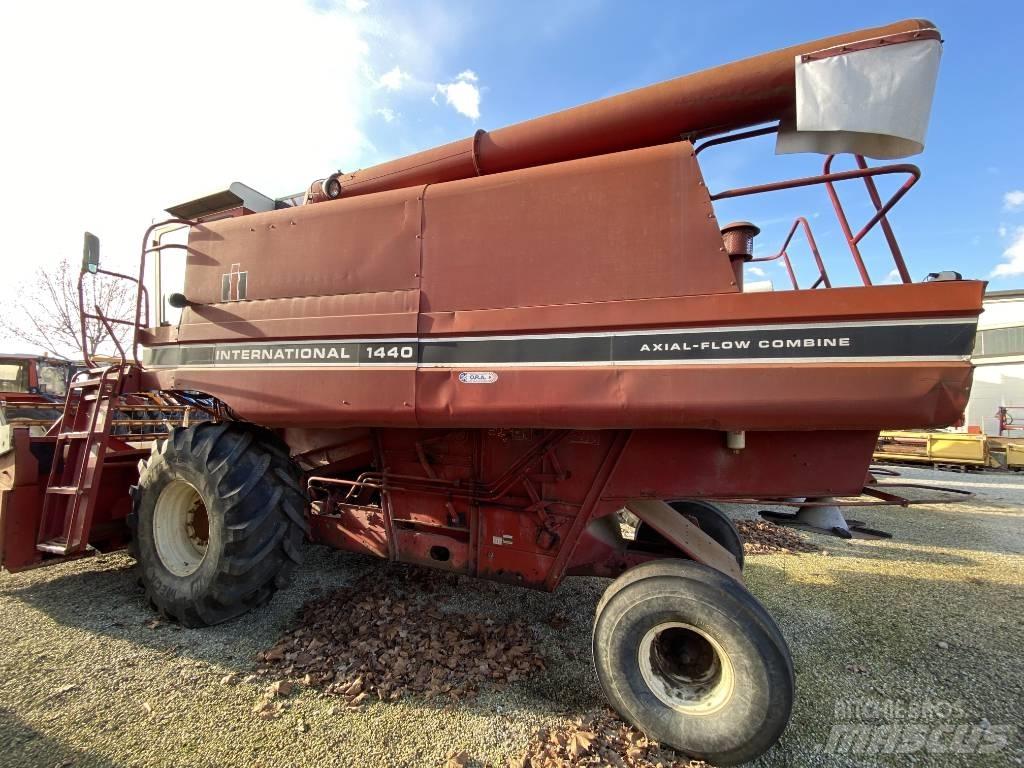Case IH 1440 Mähdrescher