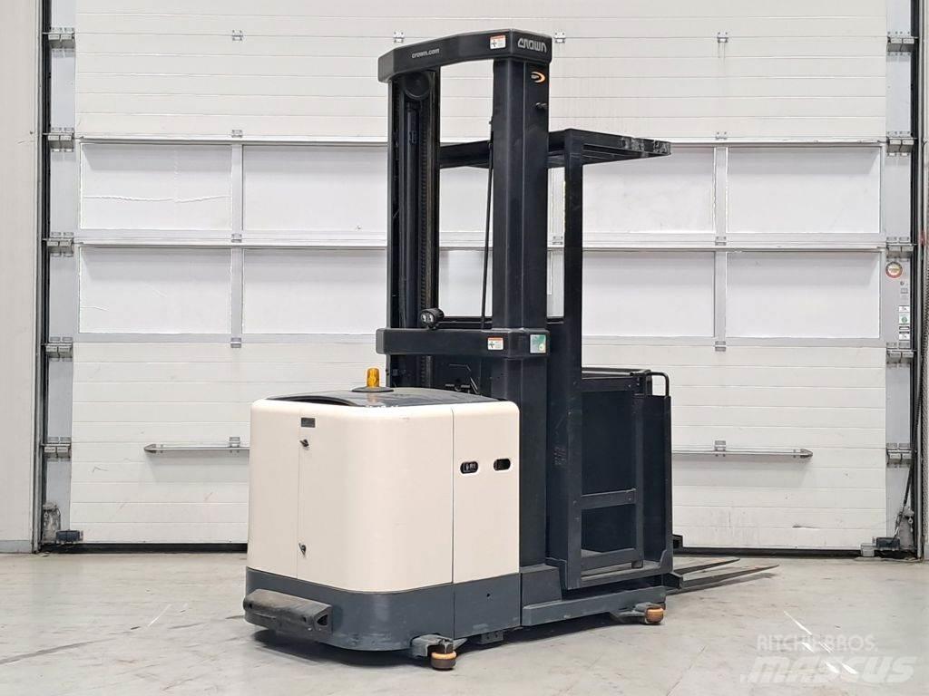 Crown SP3512 Niederhub-Kommissionierer