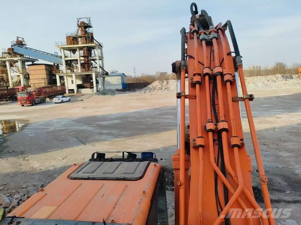 Doosan DX 380 LC Raupenbagger