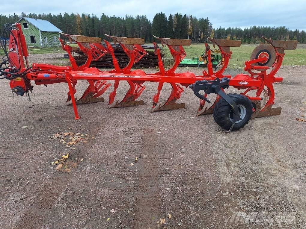 Kuhn Vari-Master 123 Wendepflüge
