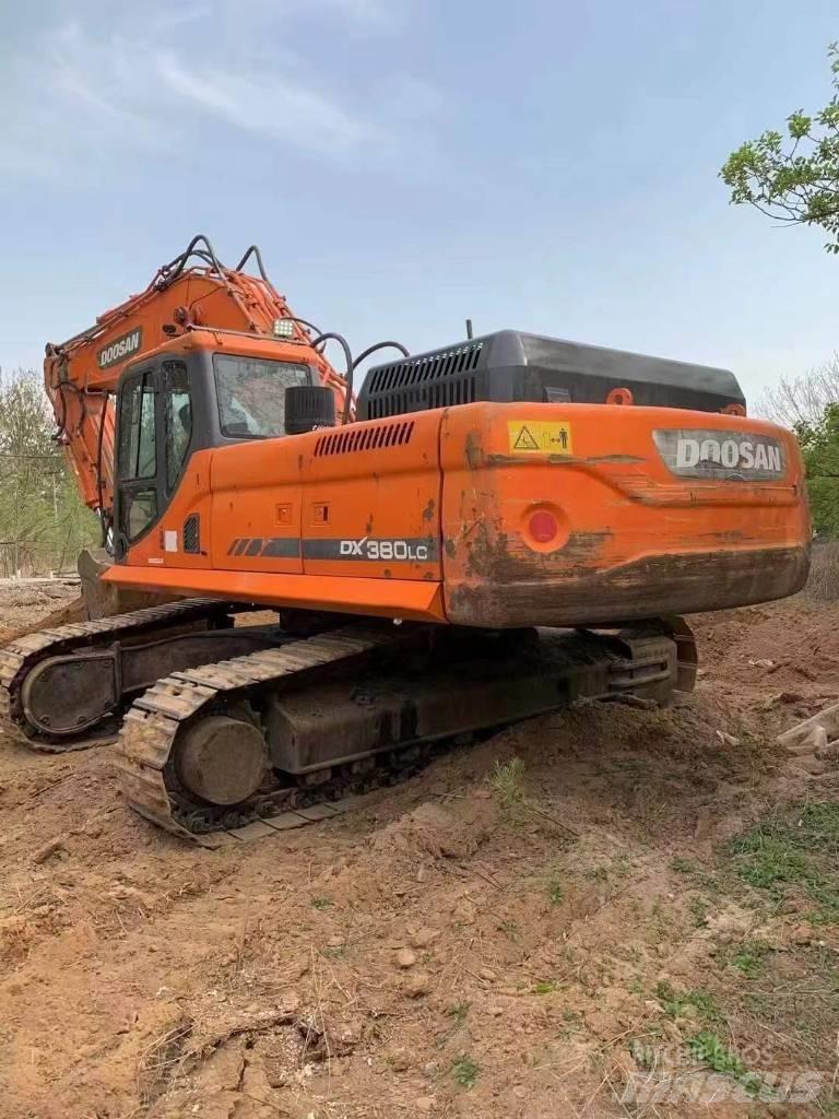 Doosan DX 380 LC Raupenbagger