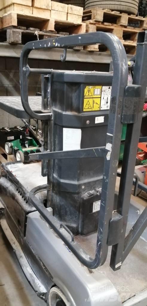 JLG 10 MSP Personenaufzüge