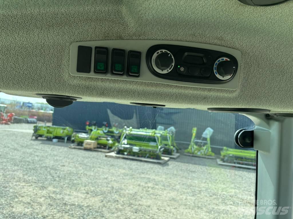 CLAAS Atos 340 Traktoren