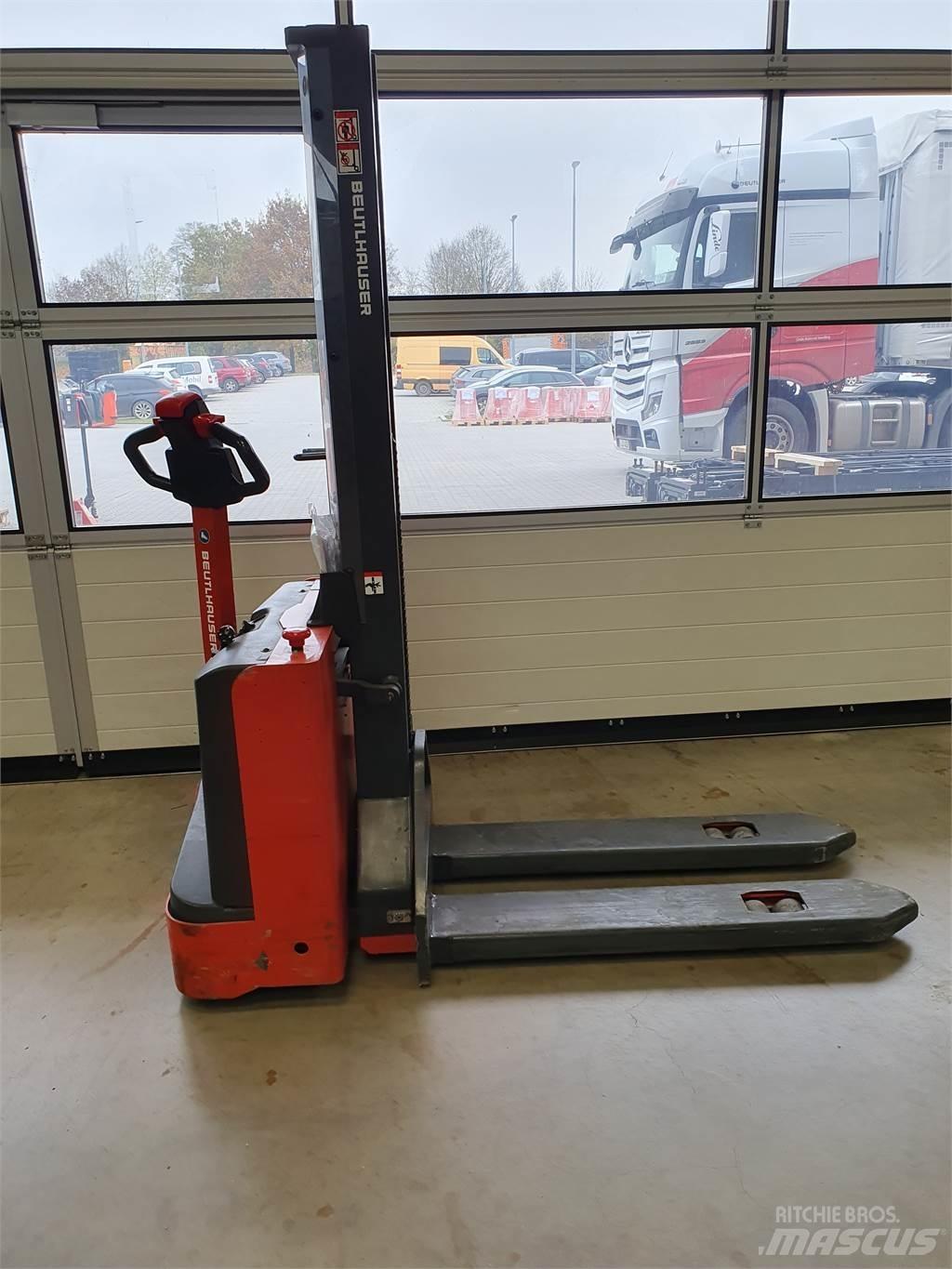 Linde MM10i Deichselstapler