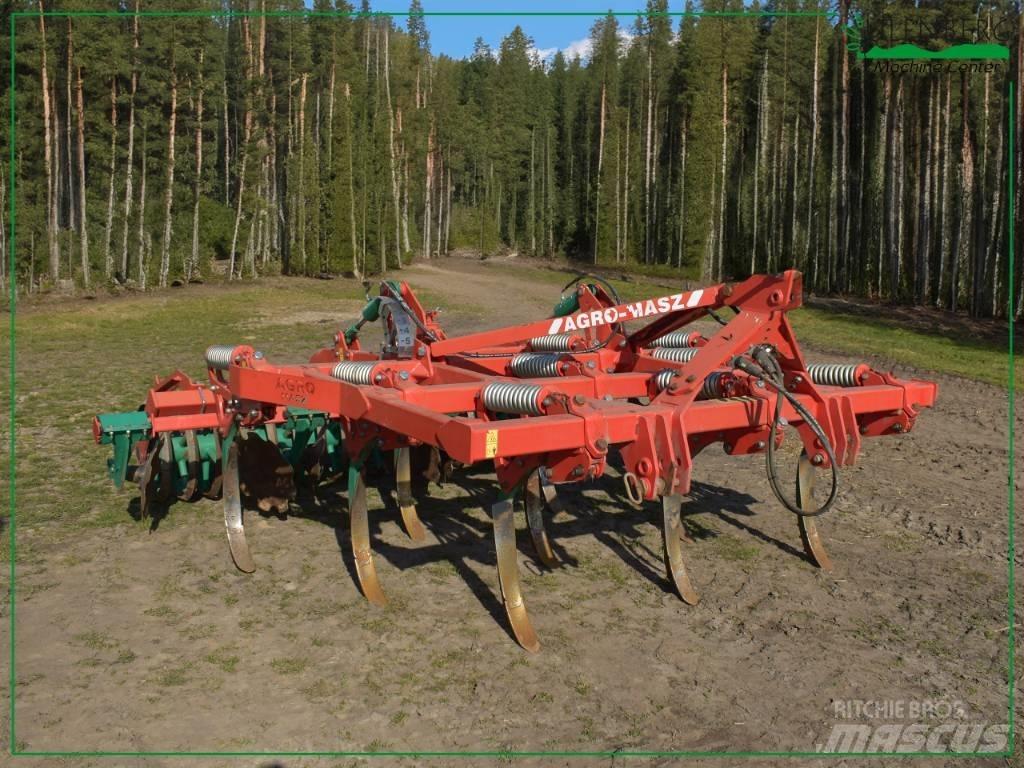 Agromasz Runner 30 Konventionelle Pflüge