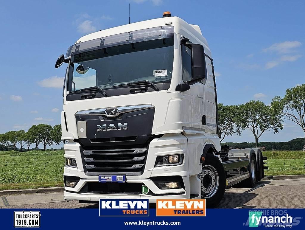 MAN 26.470 TGX Absetzkipper