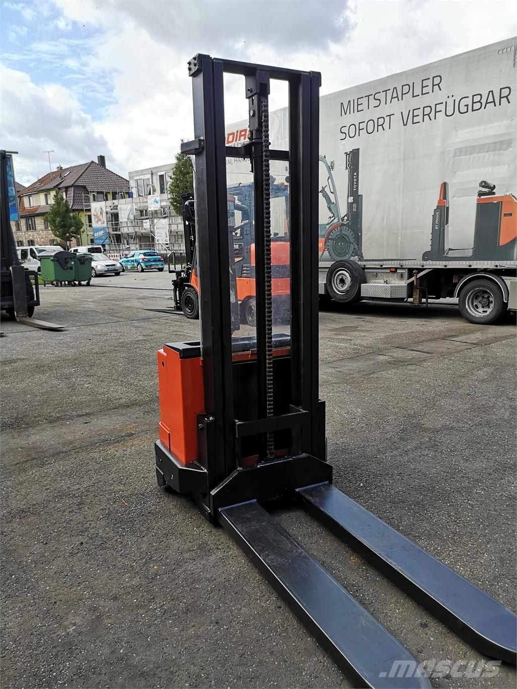 BT PPS 1200 MX/1 Zelfrijdende stapelaars