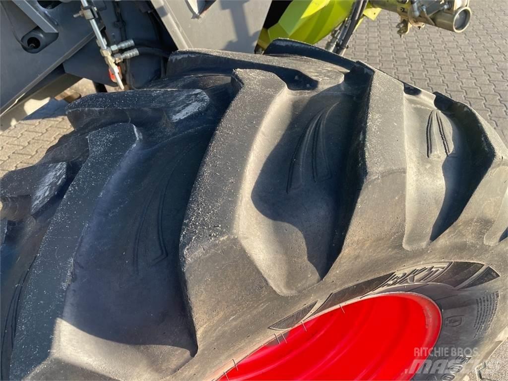 CLAAS Lexion 440 Mähdrescher