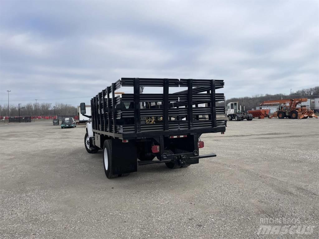 GMC T 7500 Kranwagen