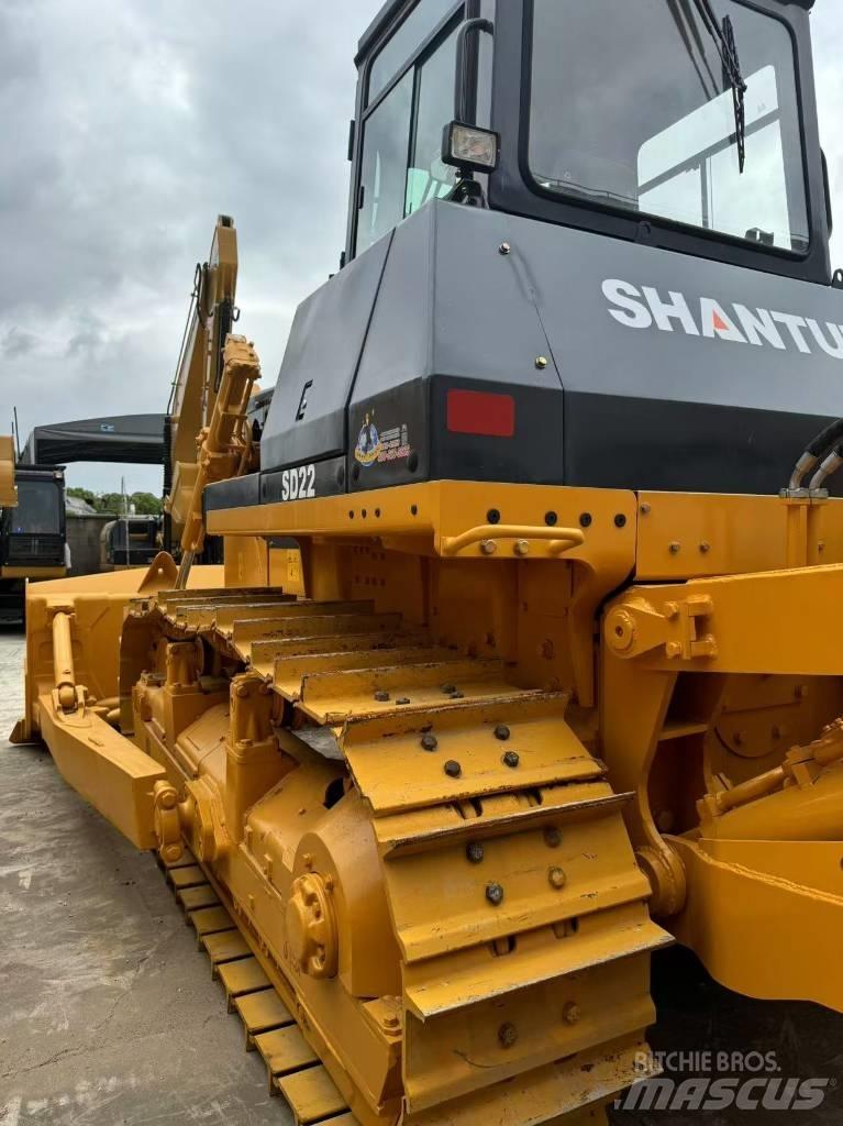 Shantui SD 22 Bulldozer
