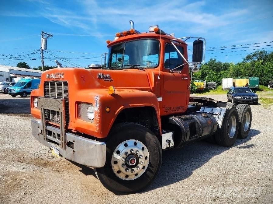 Mack R 688 ST Sattelzugmaschinen