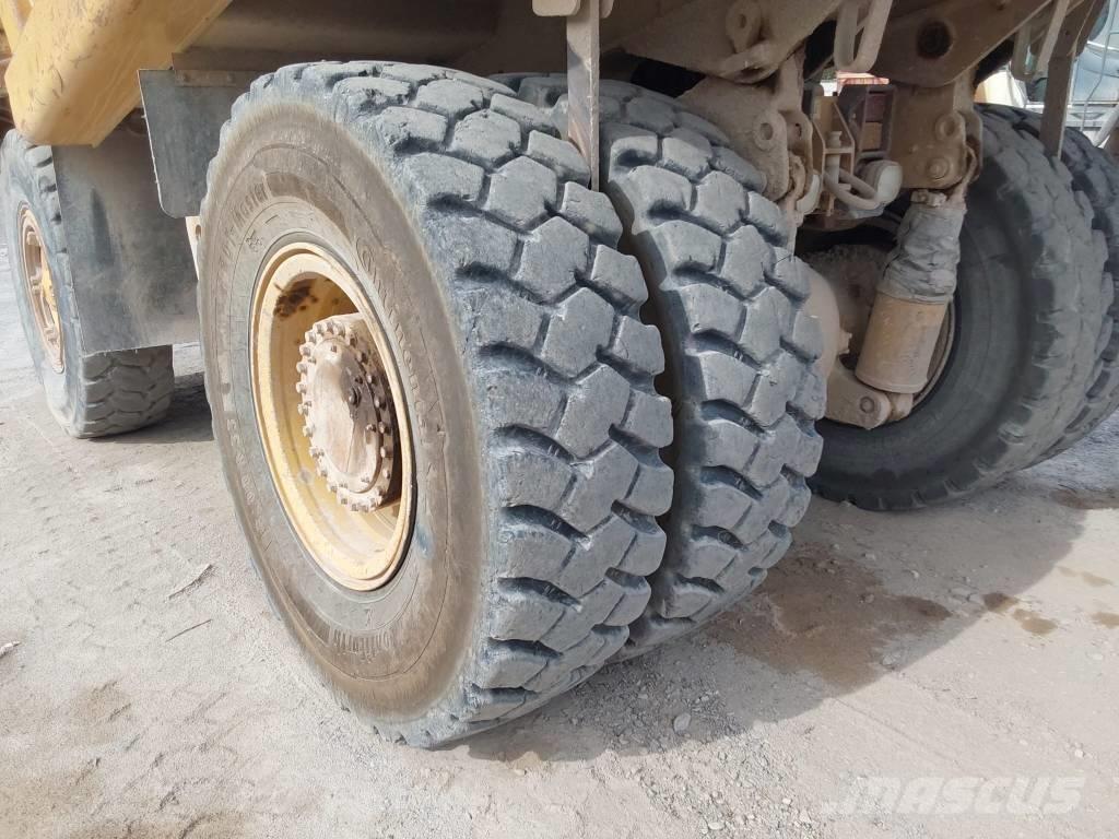 CAT 771 D Dumper - Starr