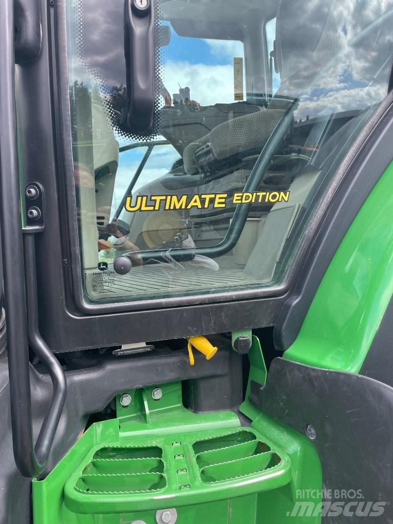 John Deere 6250 R Traktoren