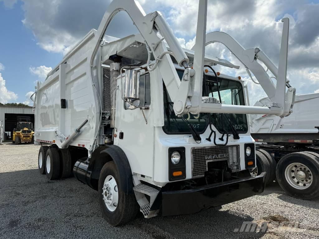 Mack MR600 Müllwagen