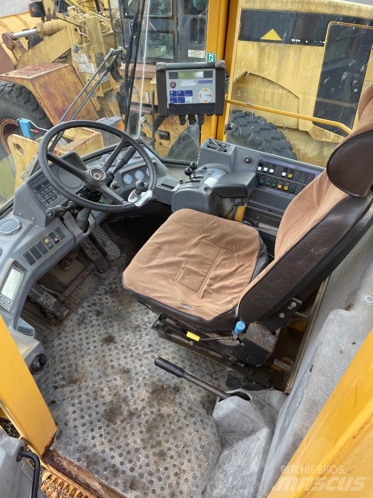 Volvo L90C Radlader