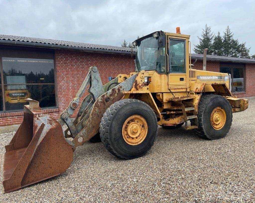 Volvo L90C Radlader
