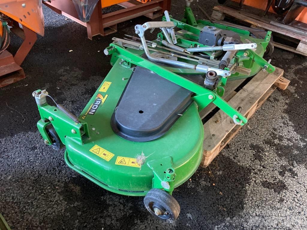 John Deere 7 Iron Sonstige Kommunalmaschinen