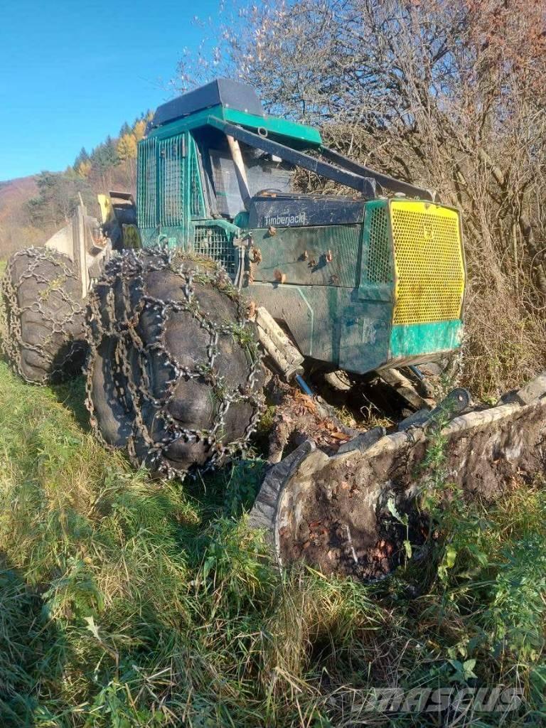 Timberjack 240C Stammholzschlepper