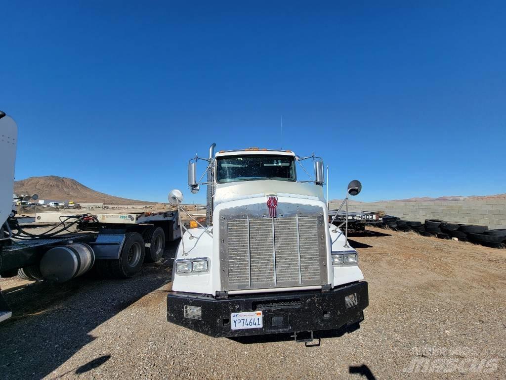 Kenworth T 800 Sattelzugmaschinen