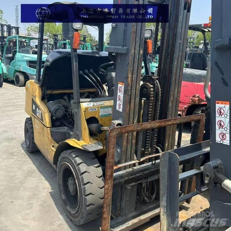 CAT 30 Diesel heftrucks
