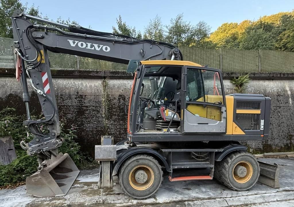 Volvo EW 180 E Mobilbagger