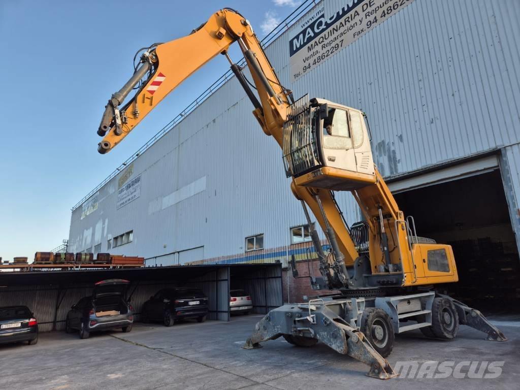 Liebherr LH 30 M Materialumschlag