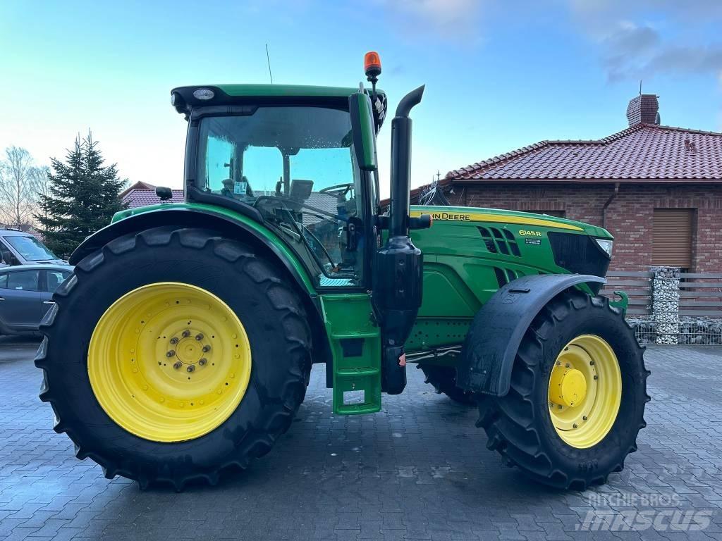 John Deere 6145 R Traktoren